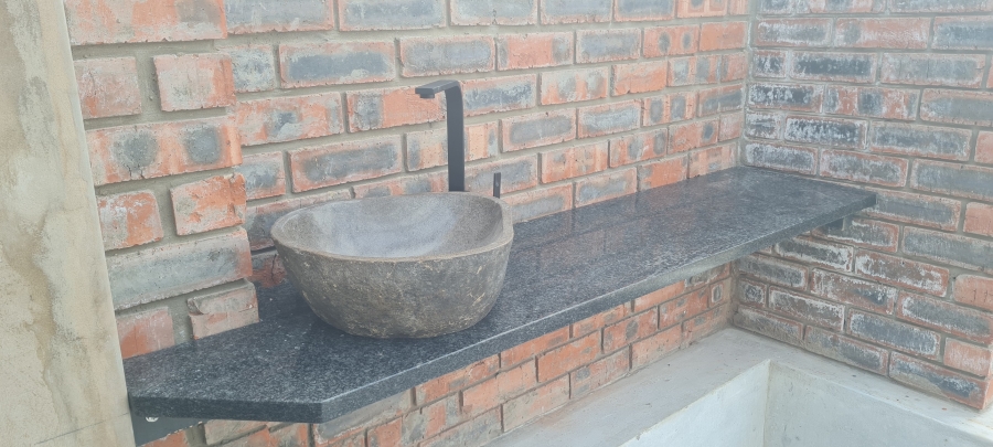 4 Bedroom Property for Sale in Mossel Bay Central Western Cape